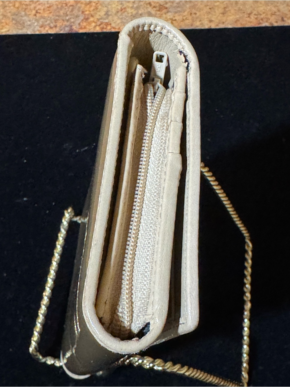 Vivienne Westwood Taupe Patent Leather Wallet/Clutch with Cream Trim - Picture 3 of 8
